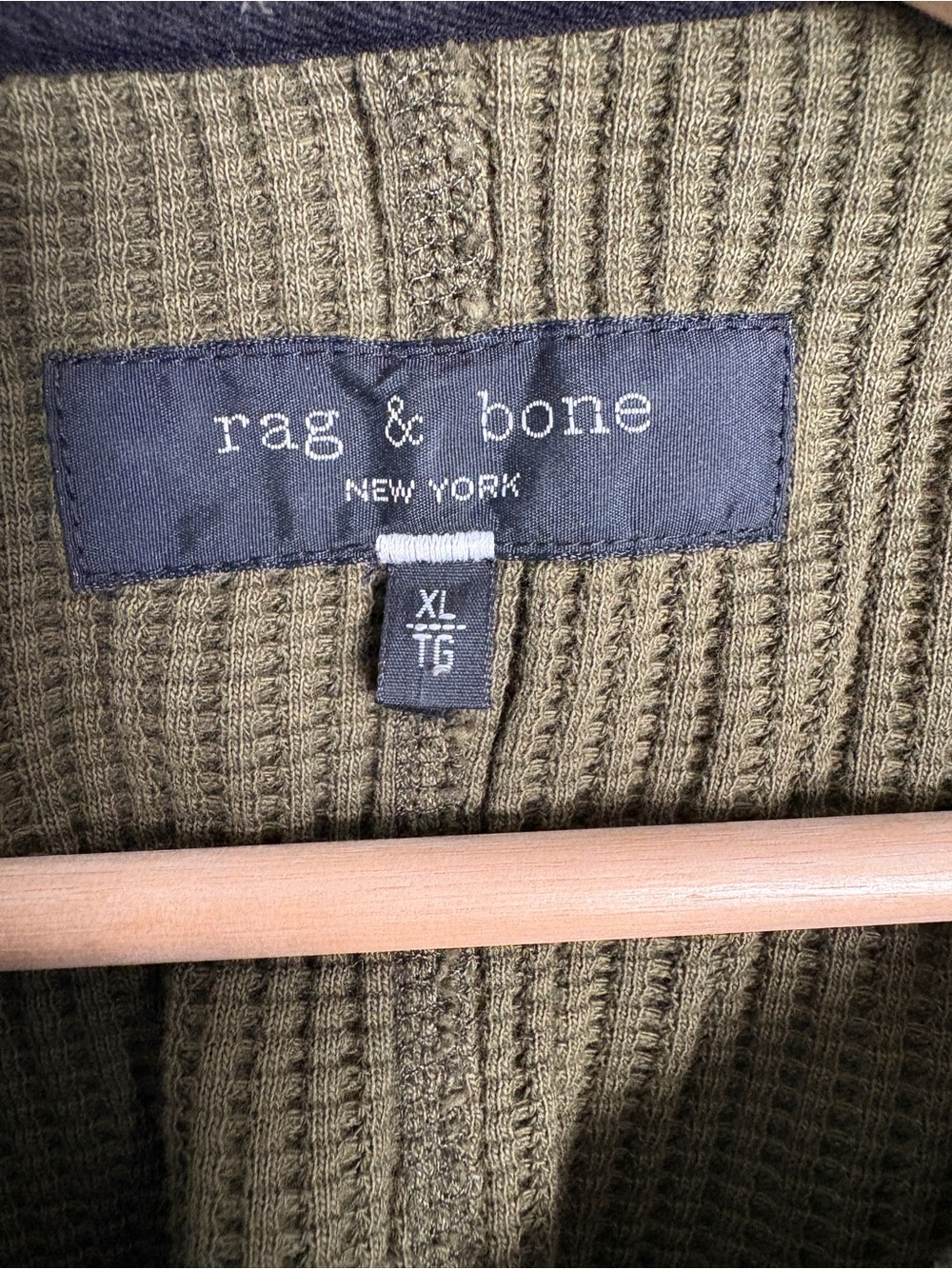 Men’s rag & bone Olive Green Ribbed Henley